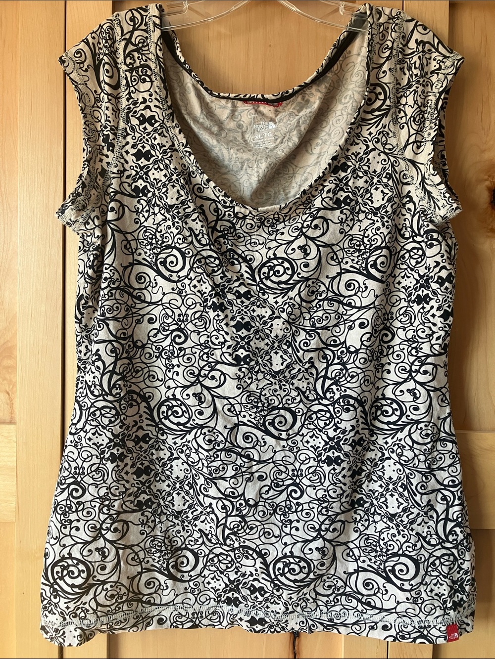 The North Face Black & White Sleeveless Patterned Tank